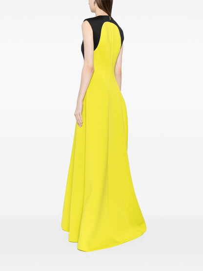neoprene-dress-with-abstract-contrast-cuts-rtwss24-9