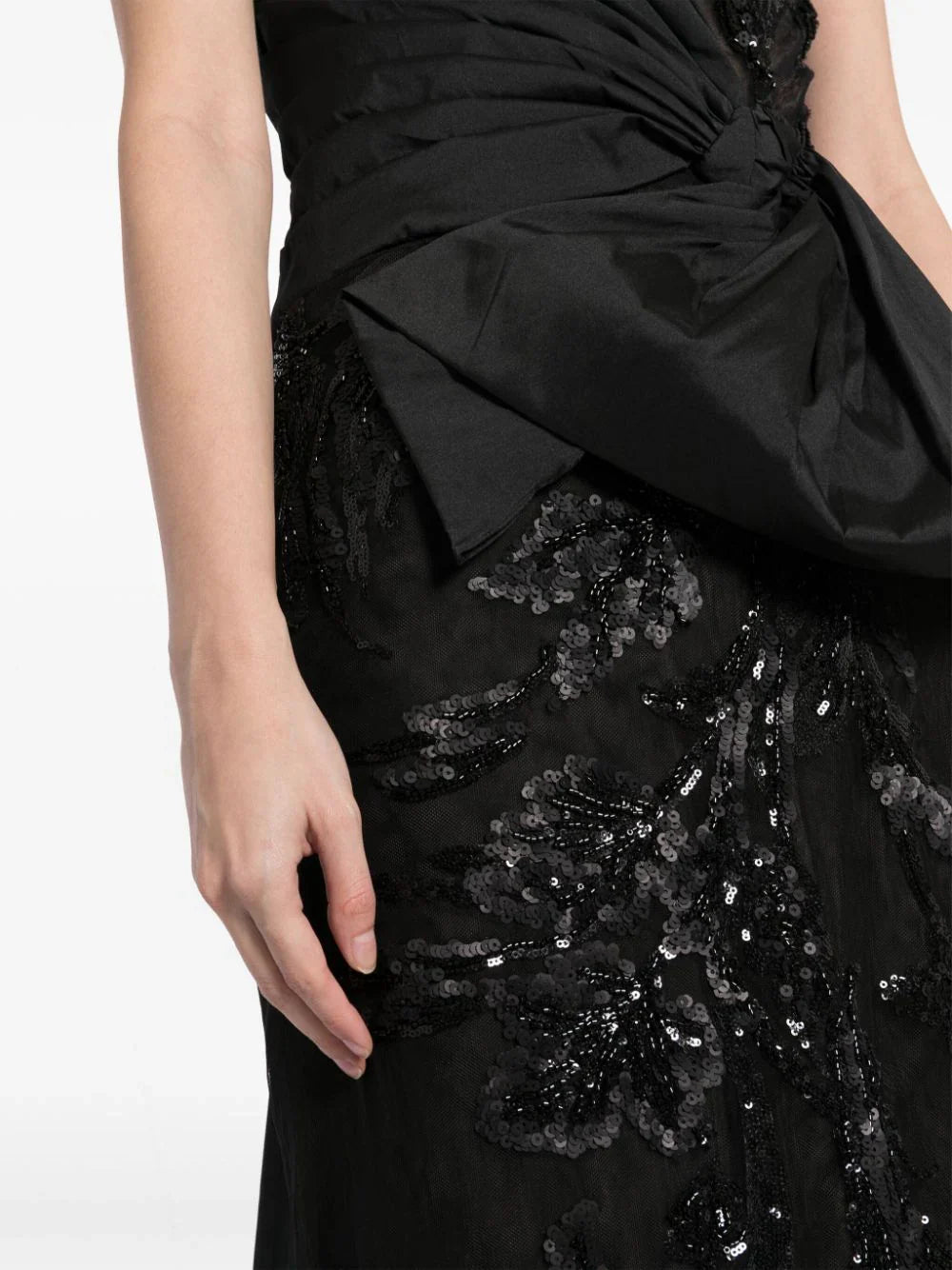 tulle-strapless,-beaded-dress-with-a-taffeta-draping-and-tail-rtwss24-11