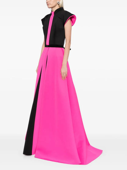 neoprene-dress-with-wide-shoulders-rtwss24-8