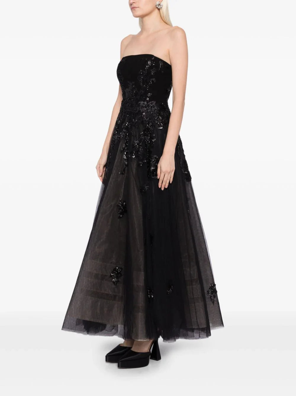 tulle-beaded-dress-with-a-crepe-strapless-top-rtwss24-8
