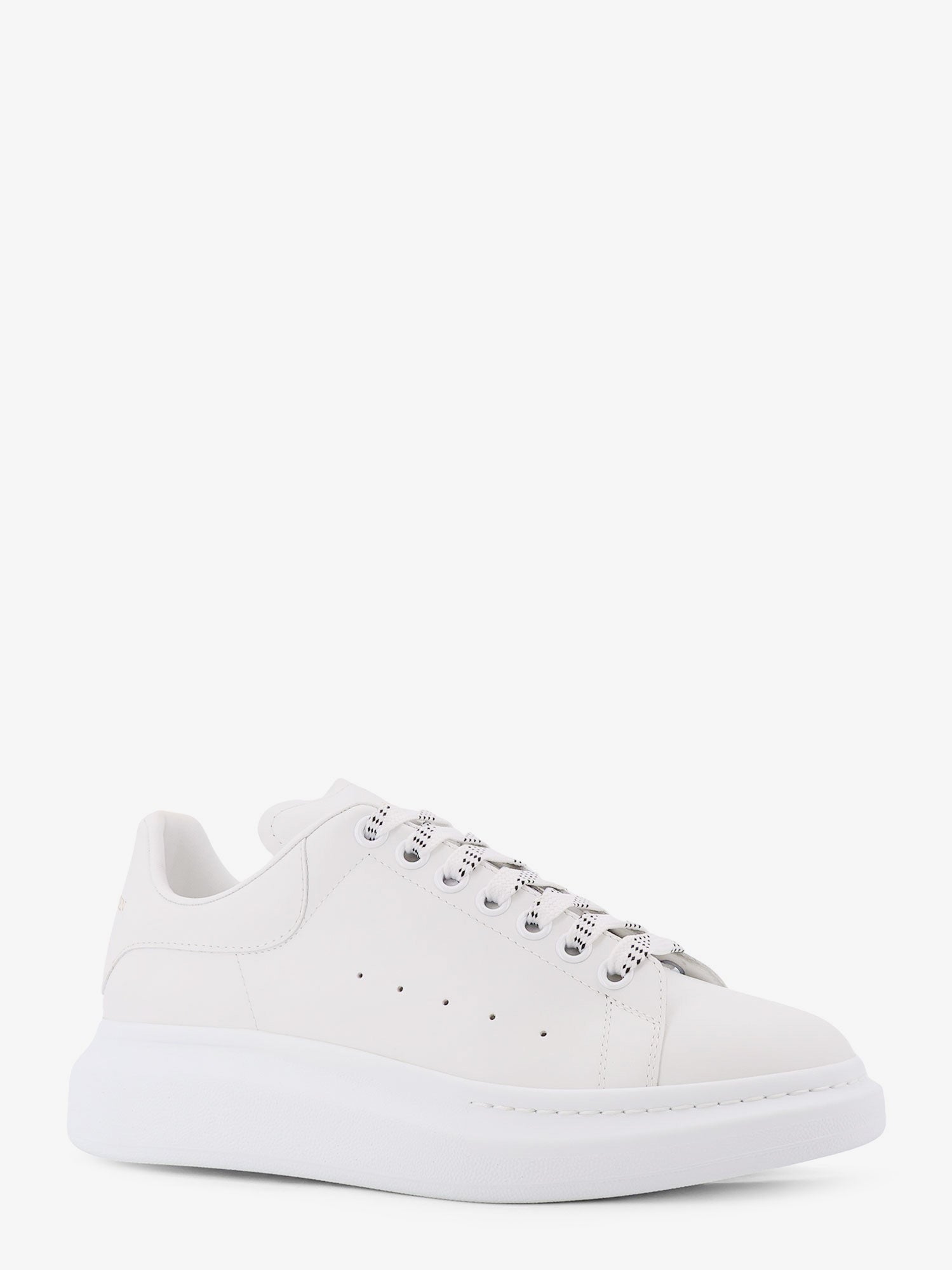 alexander-mcqueen-leather-low-top-sneakers