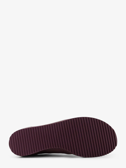ami-paris-leather-low-top-sneakers