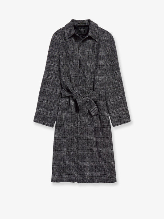 One Layer raglan wool coat