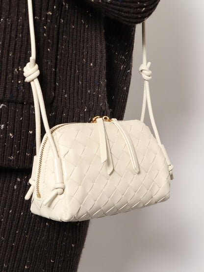 concert-pouch-leather-crossbody-bag-with-intrecciato-motif-794258-2