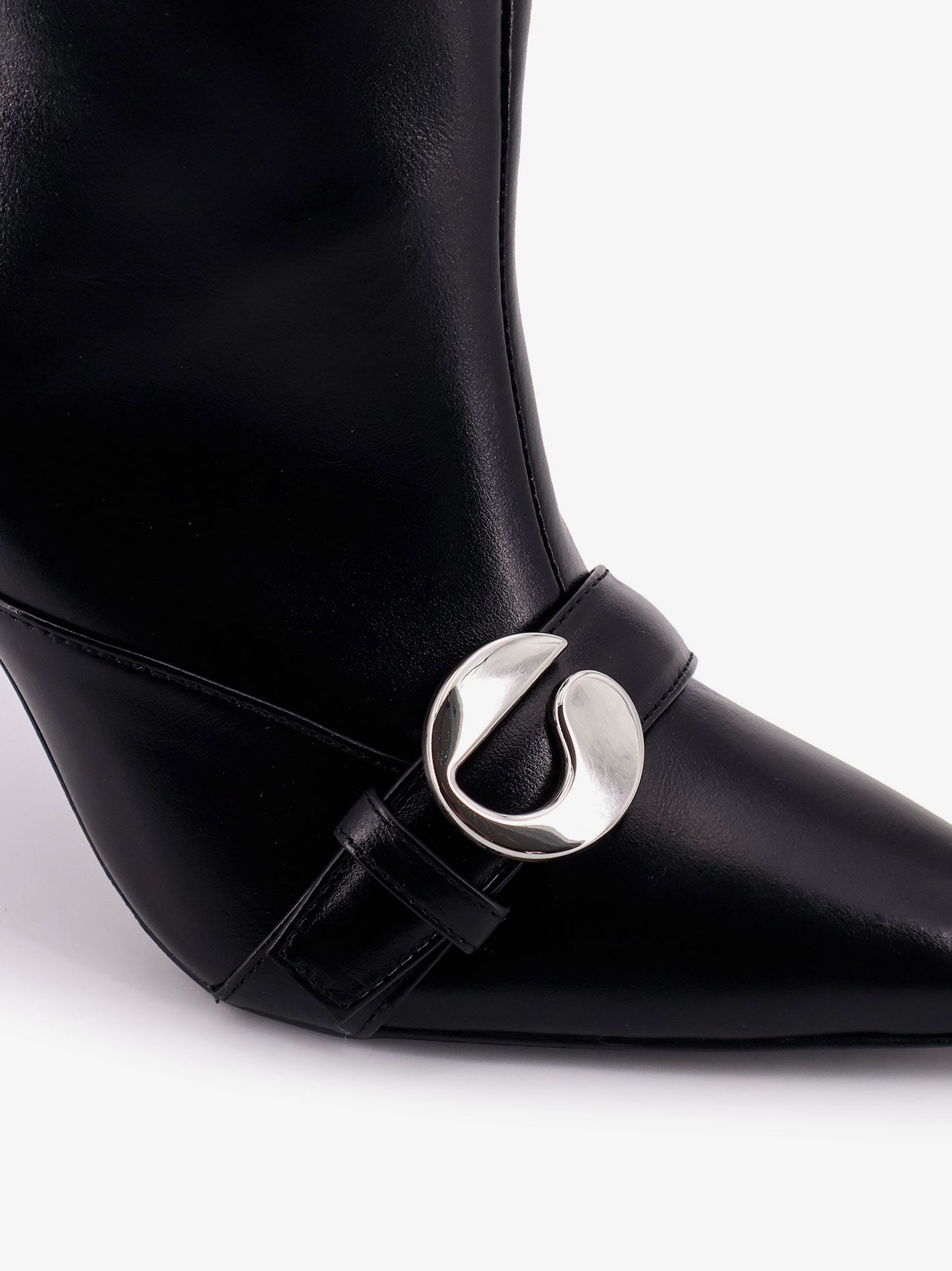 coperni-belt-leather-boots