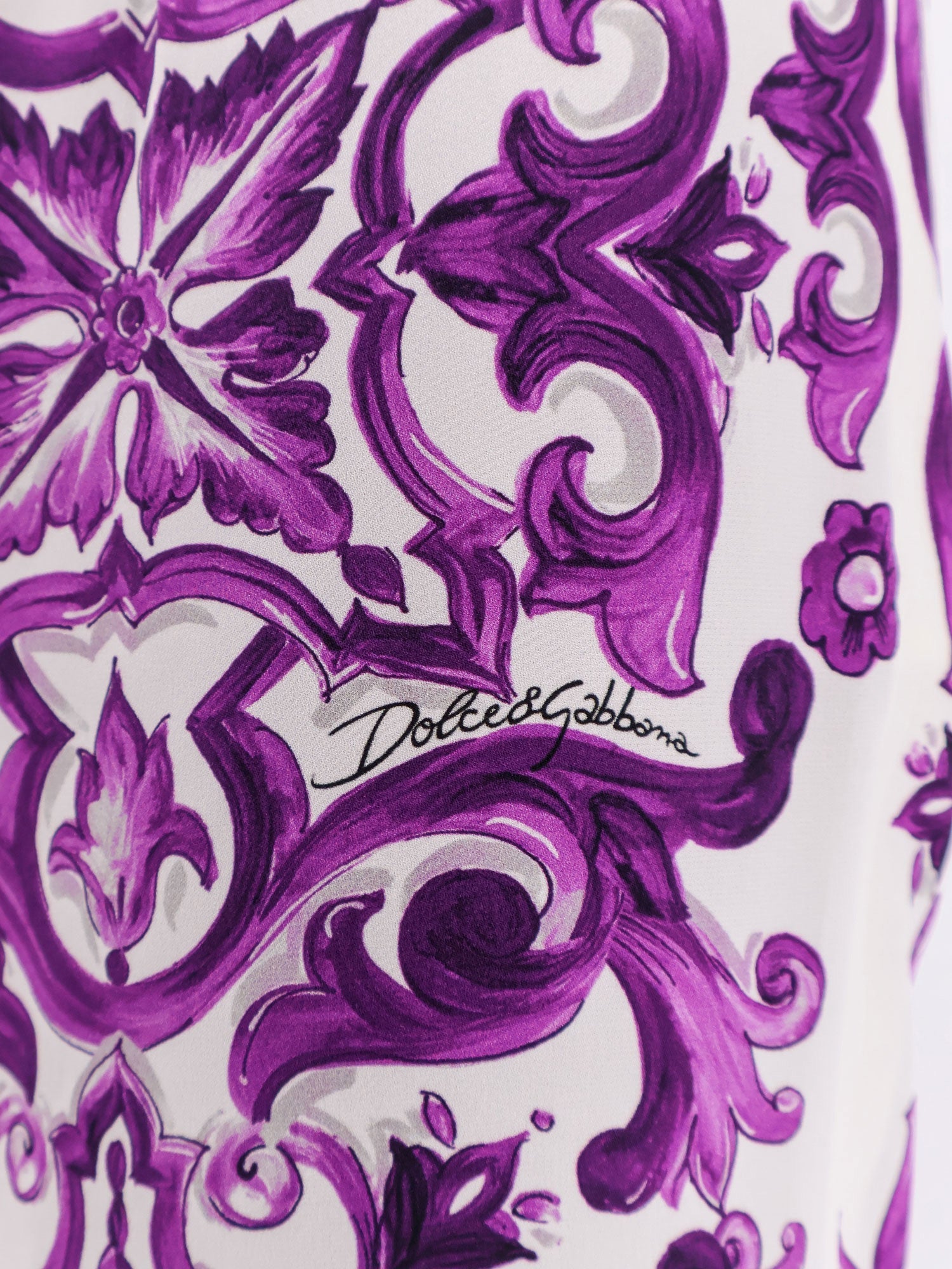 dolce-&-gabbana-silk-trousers-with-maiolica-print