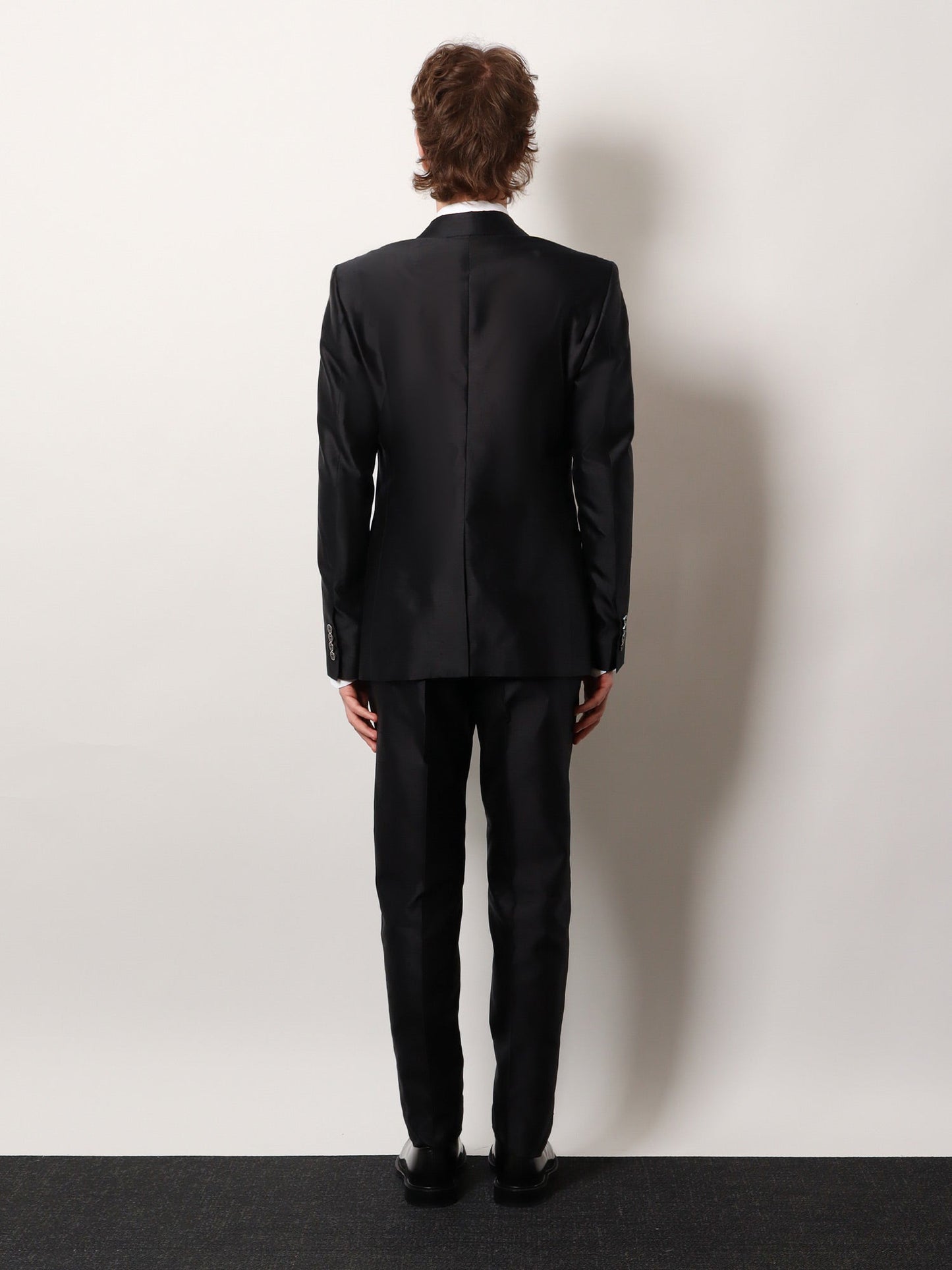 dolce-&-gabbana-sicilia-light-silk-shantung-suit