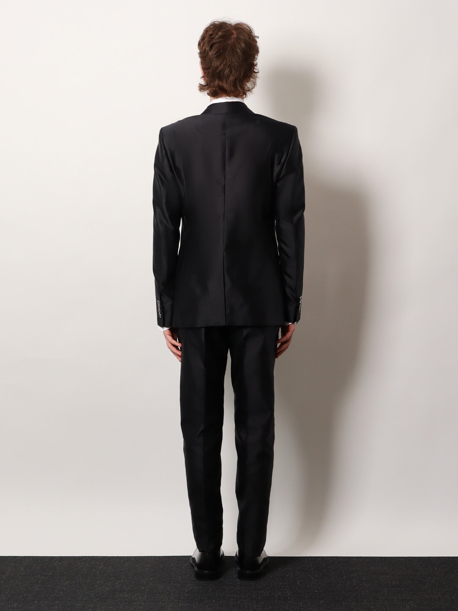 dolce-&-gabbana-sicilia-light-silk-shantung-suit