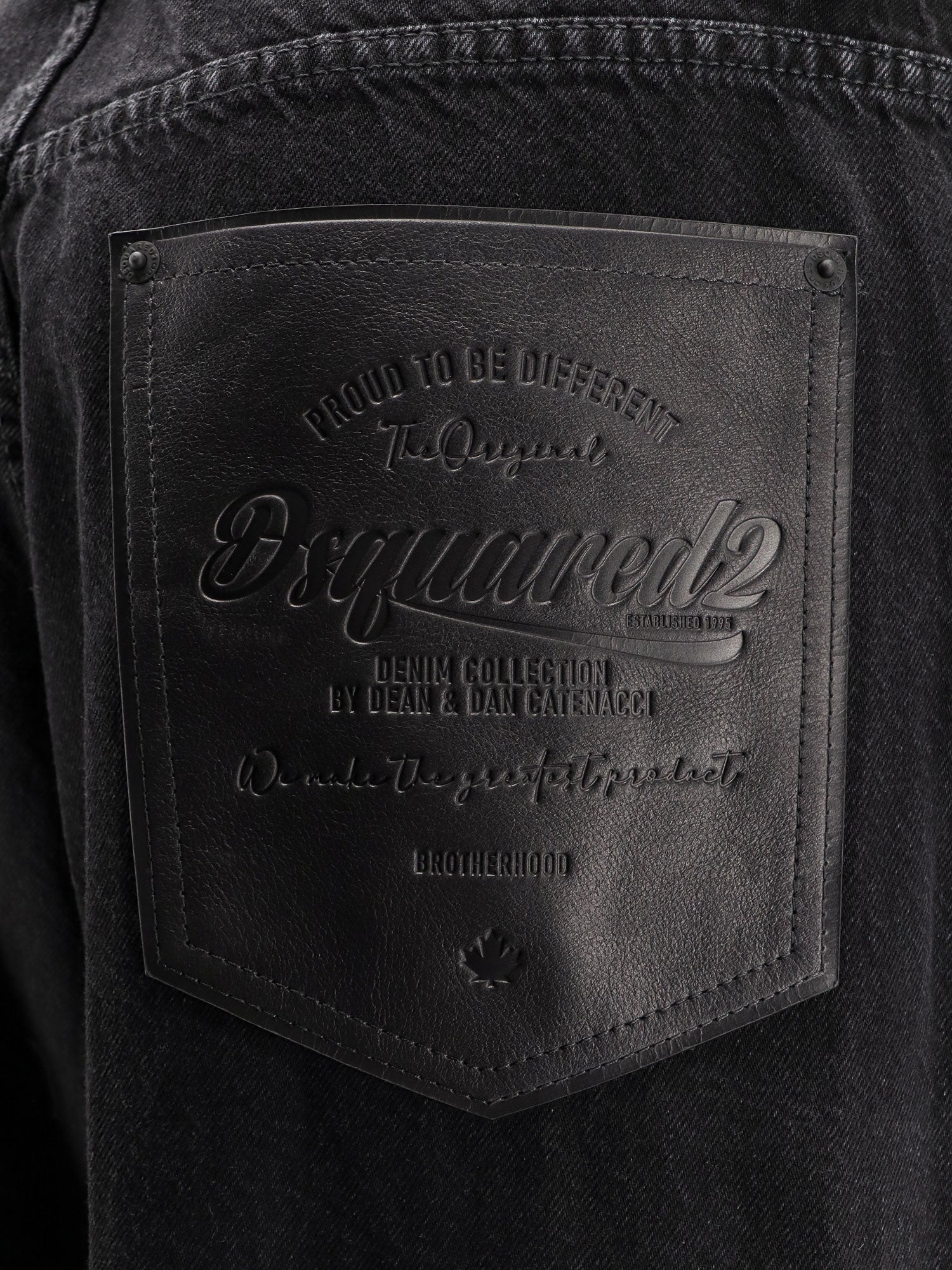 dsquared2-loose-jean