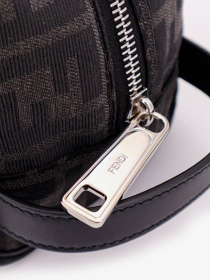 ff-jacquard-fabric-medium-beauty-case-7n0141-5