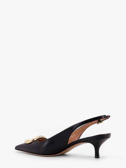 ferragamo-sara-leather-décolleté-with-gancini-detail