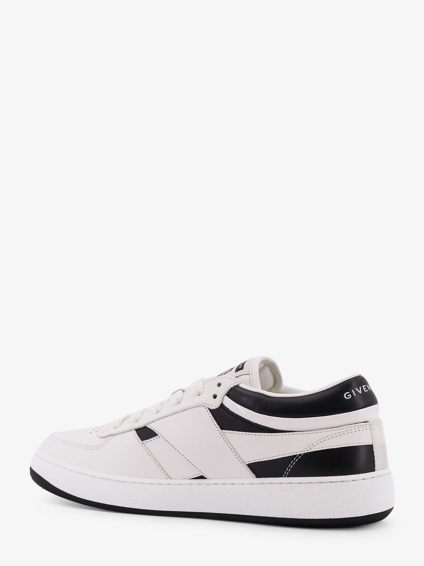 givenchy-g-move-low-top-leather-sneakers