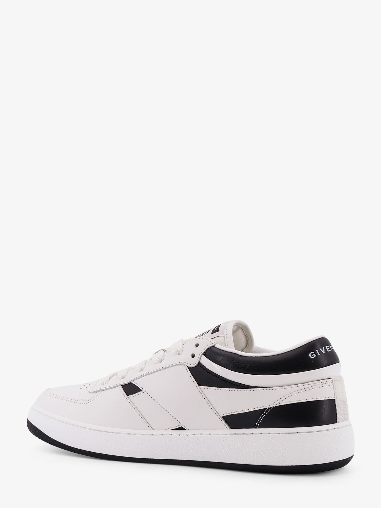 givenchy-g-move-low-top-leather-sneakers