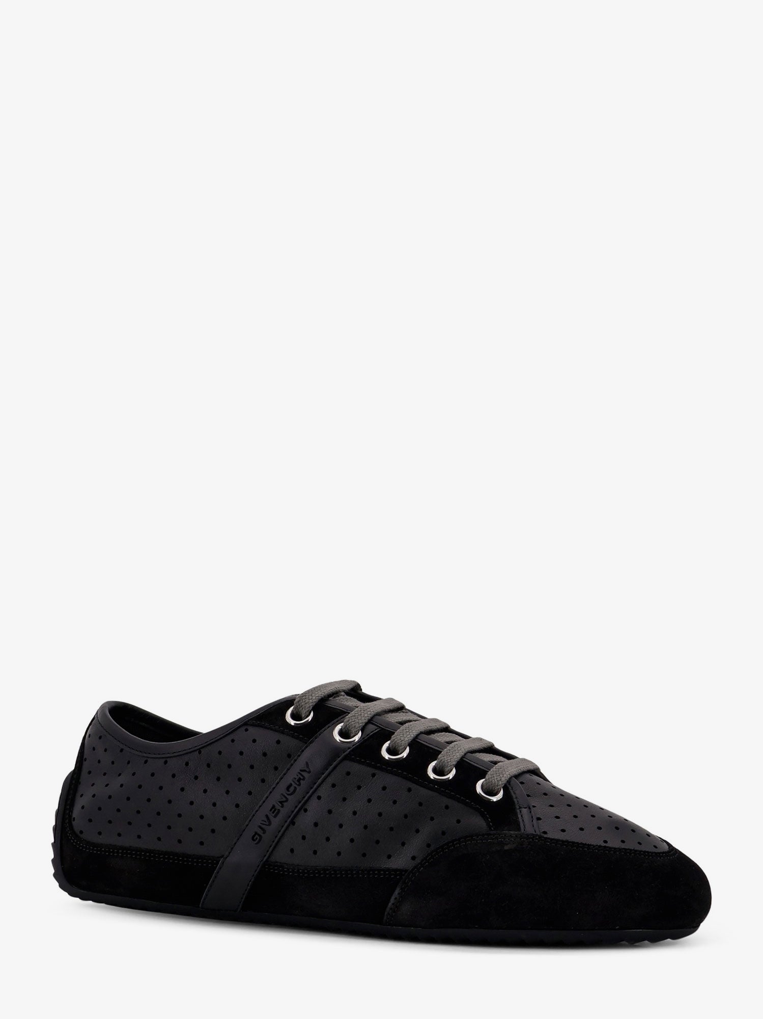 givenchy-baskets-low-top-leather-and-suede-sneakers