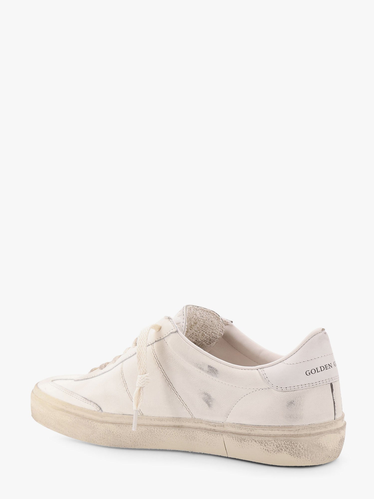 golden-goose-deluxe-brand-soul-star-leather-low-top-sneakers-with-used-effect
