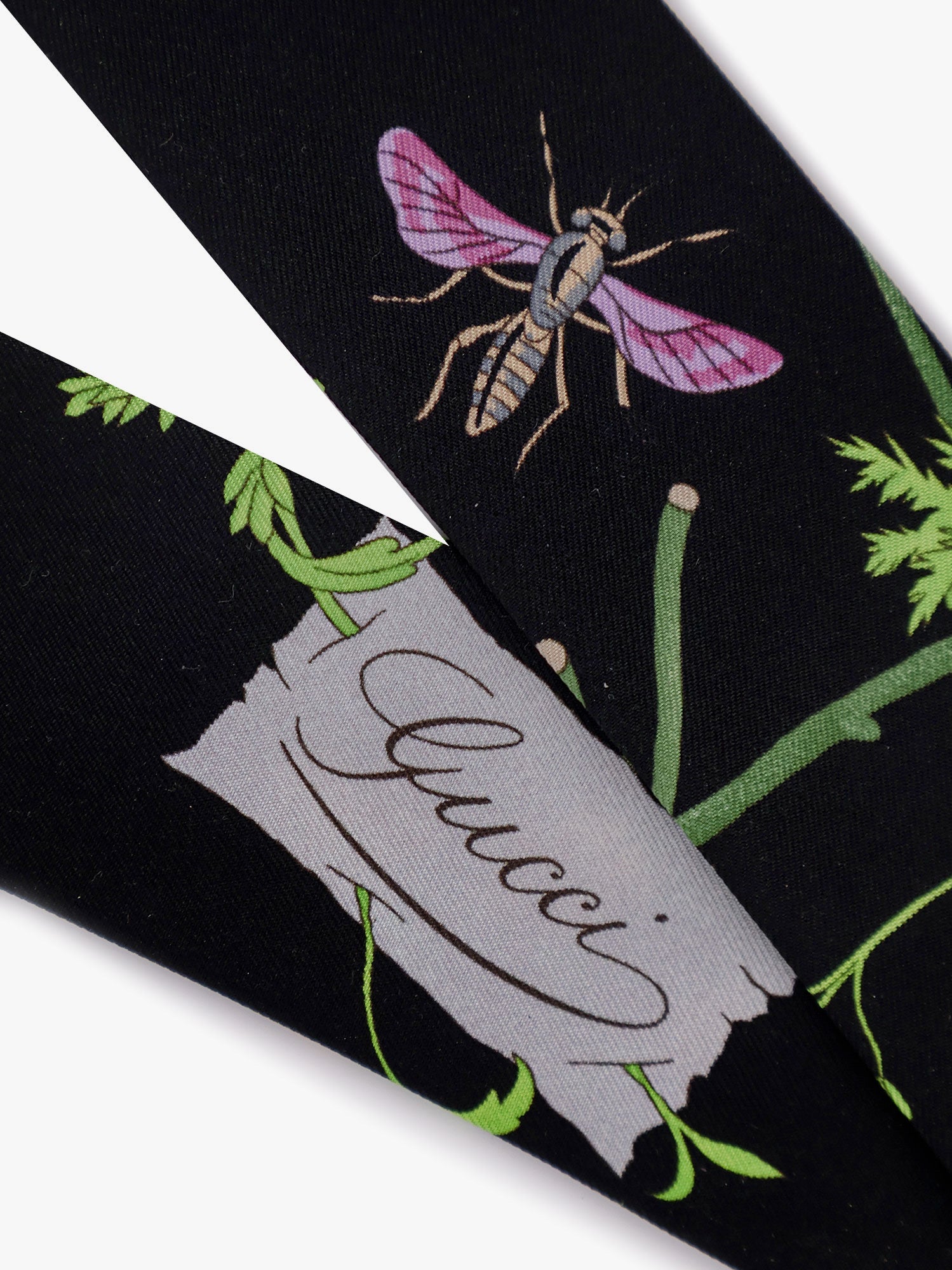 gucci-gucci-flora-printed-silk-twill-neck-bow