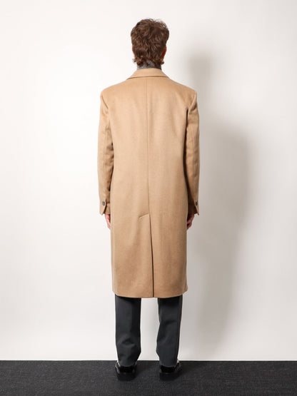 Cashmere coat with satin lining