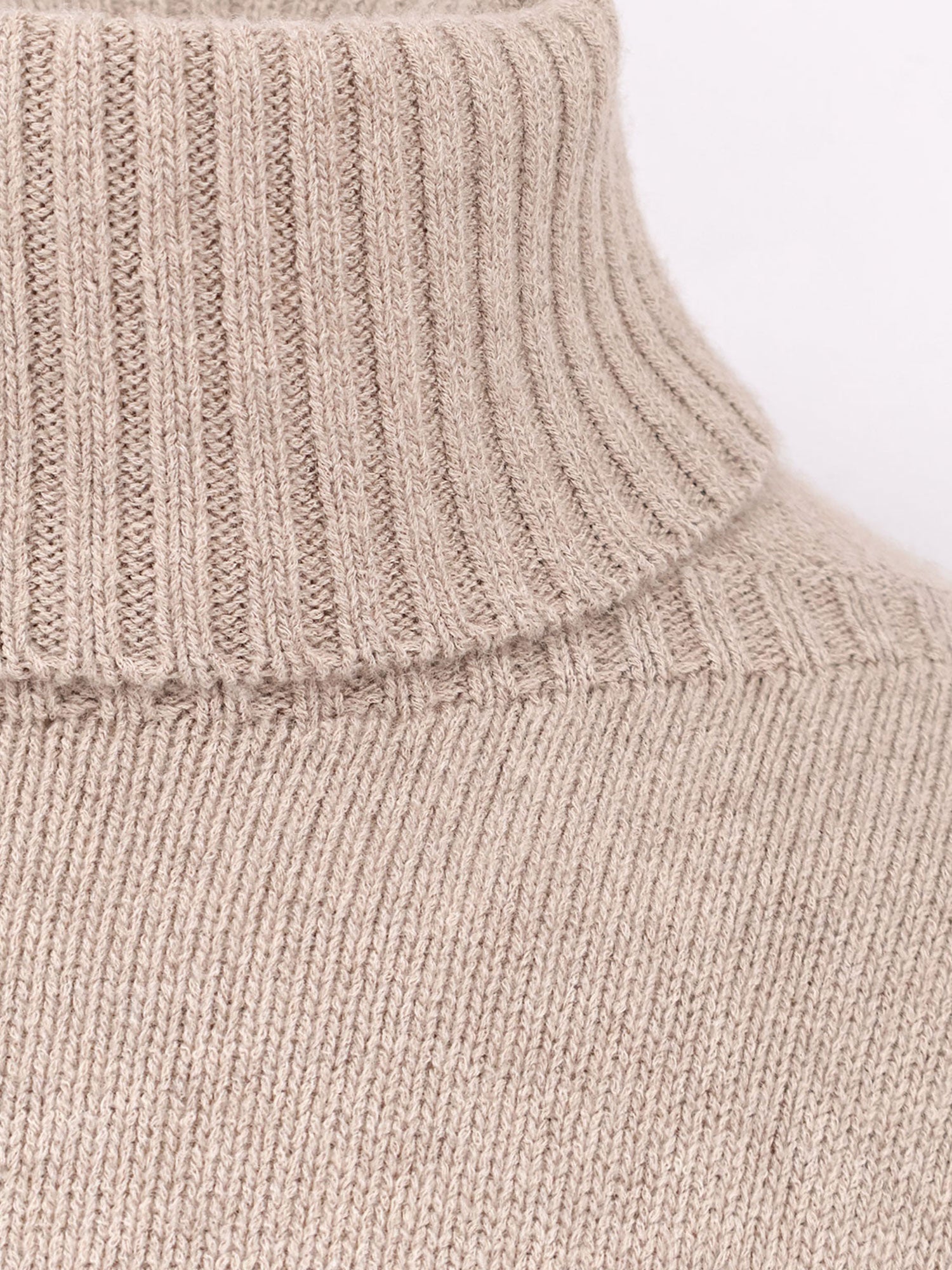 loro-piana-cashmere-turtleneck-sweater