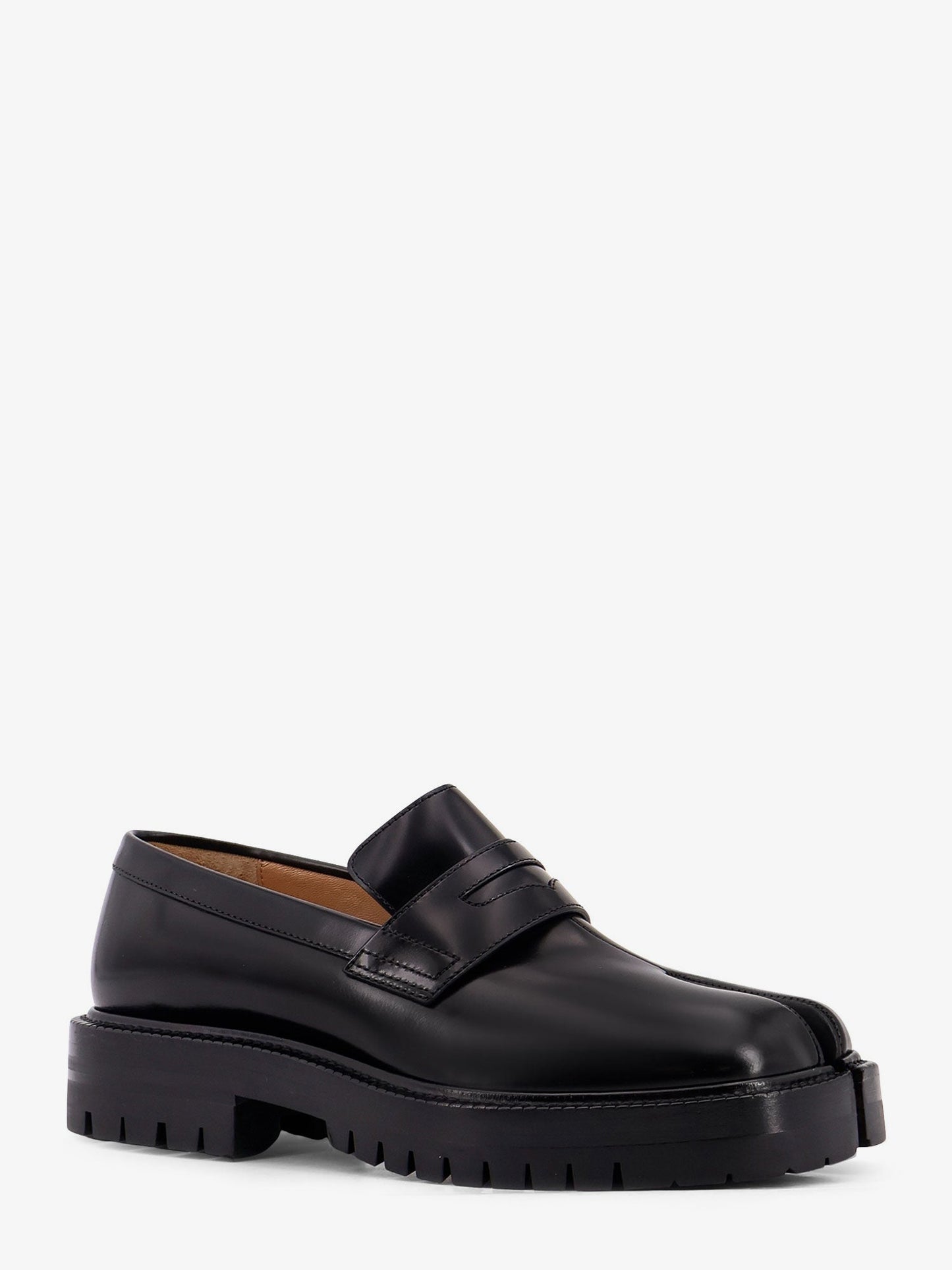 maison-margiela-tabi-leather-loafers