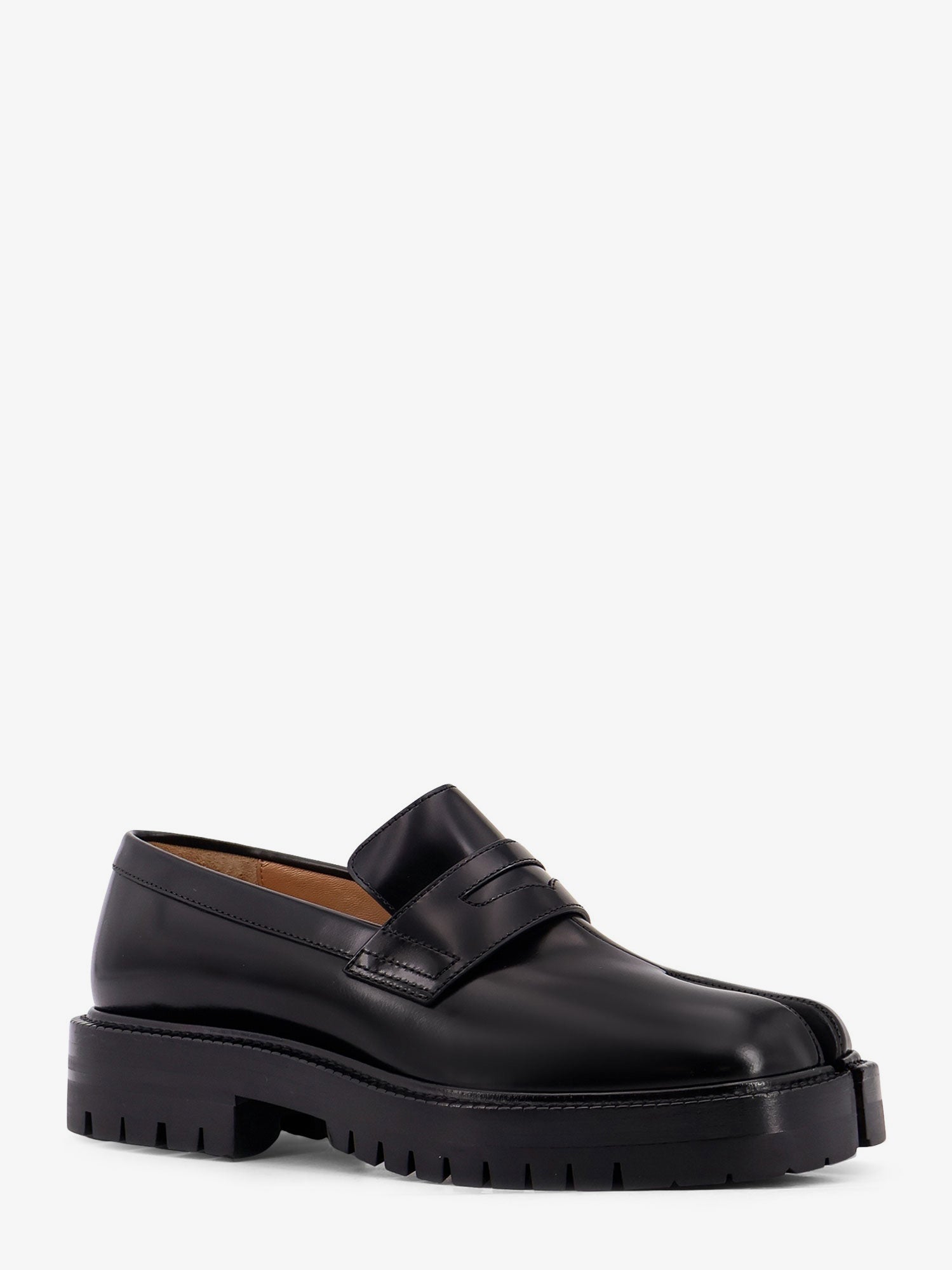 maison-margiela-tabi-leather-loafers