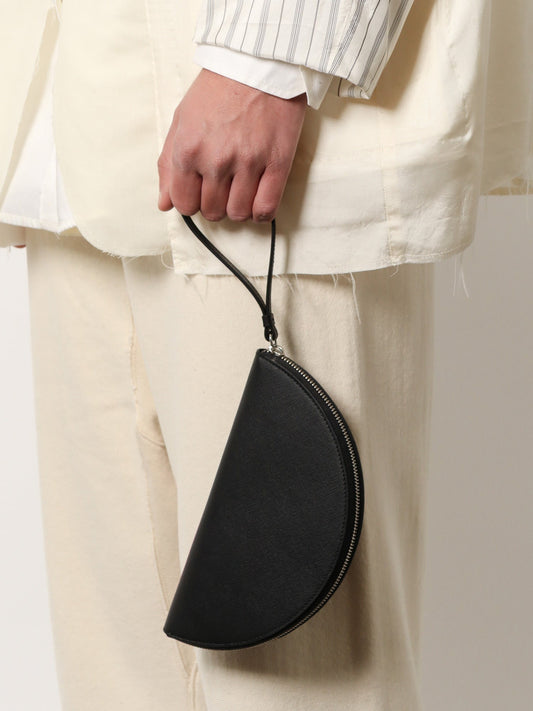 leather-pochette-with-iconic-four-stitched-detail-sa2vl0018p6799-2