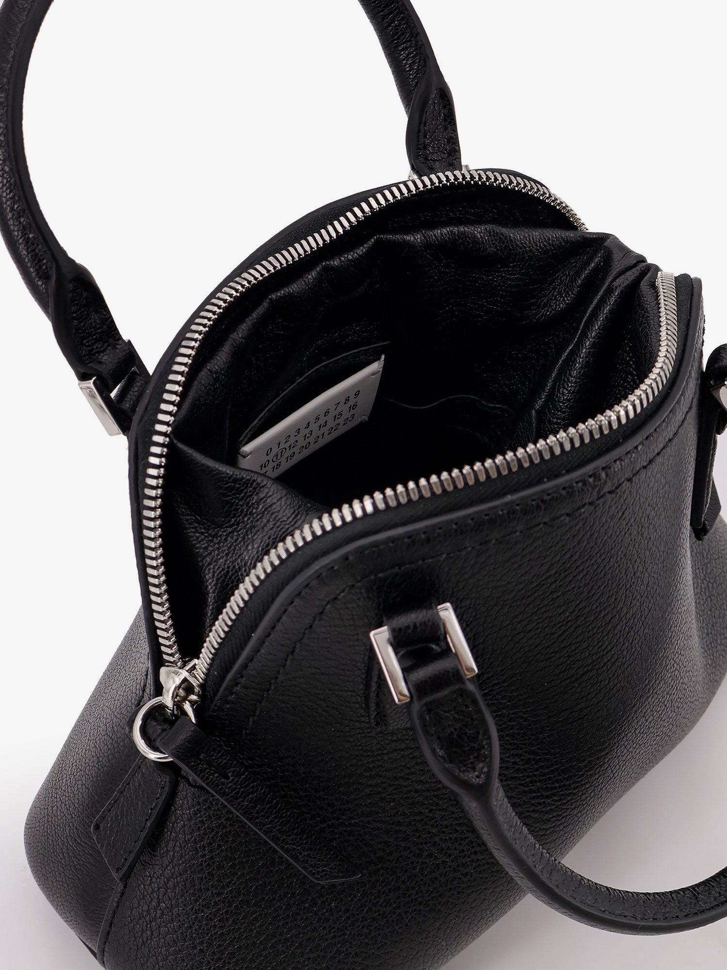 5ac-classique-micro-leather-shoulder-bag-sb1wg0036-4