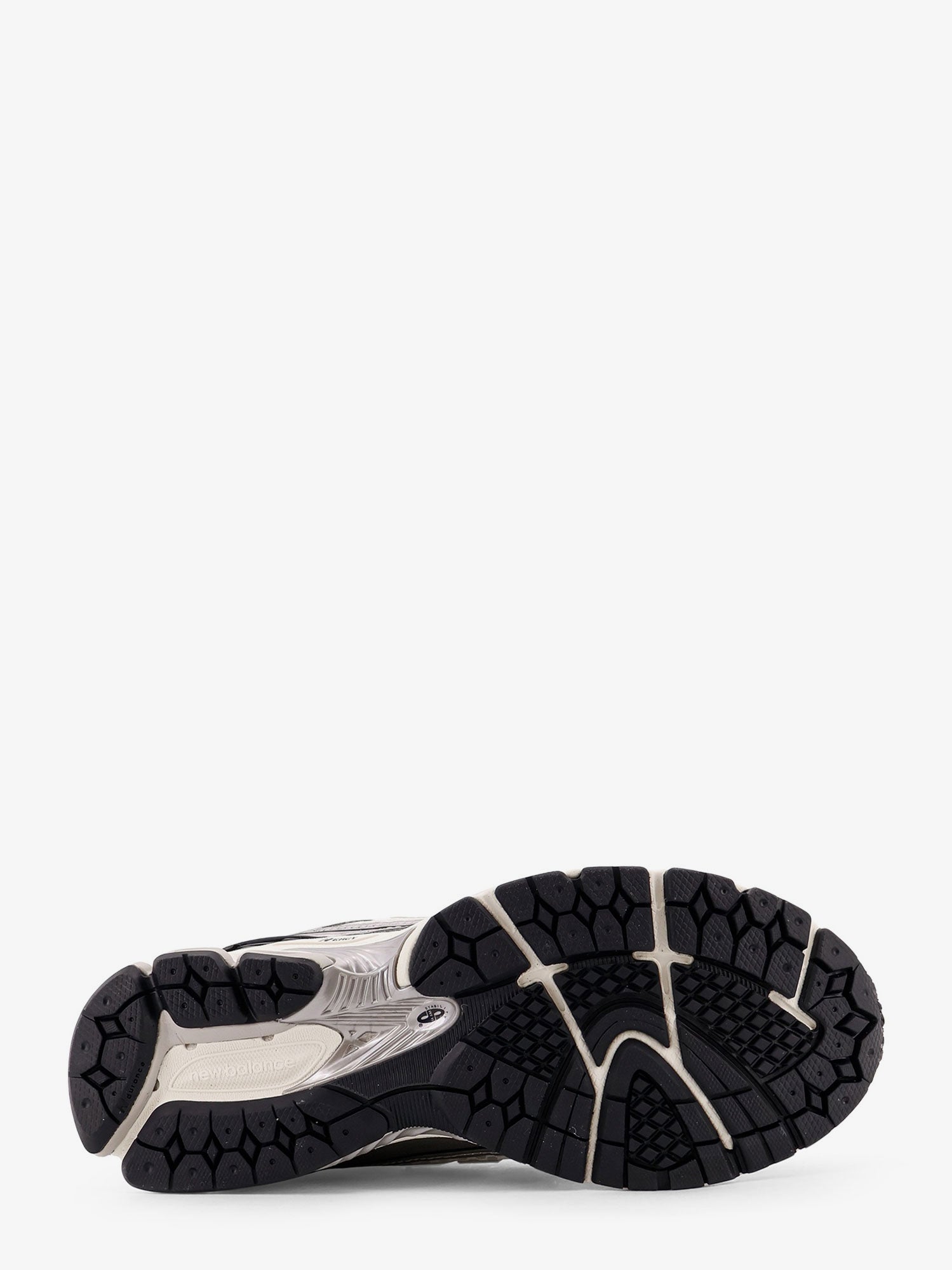 new-balance-1906r-mesh-sneakers