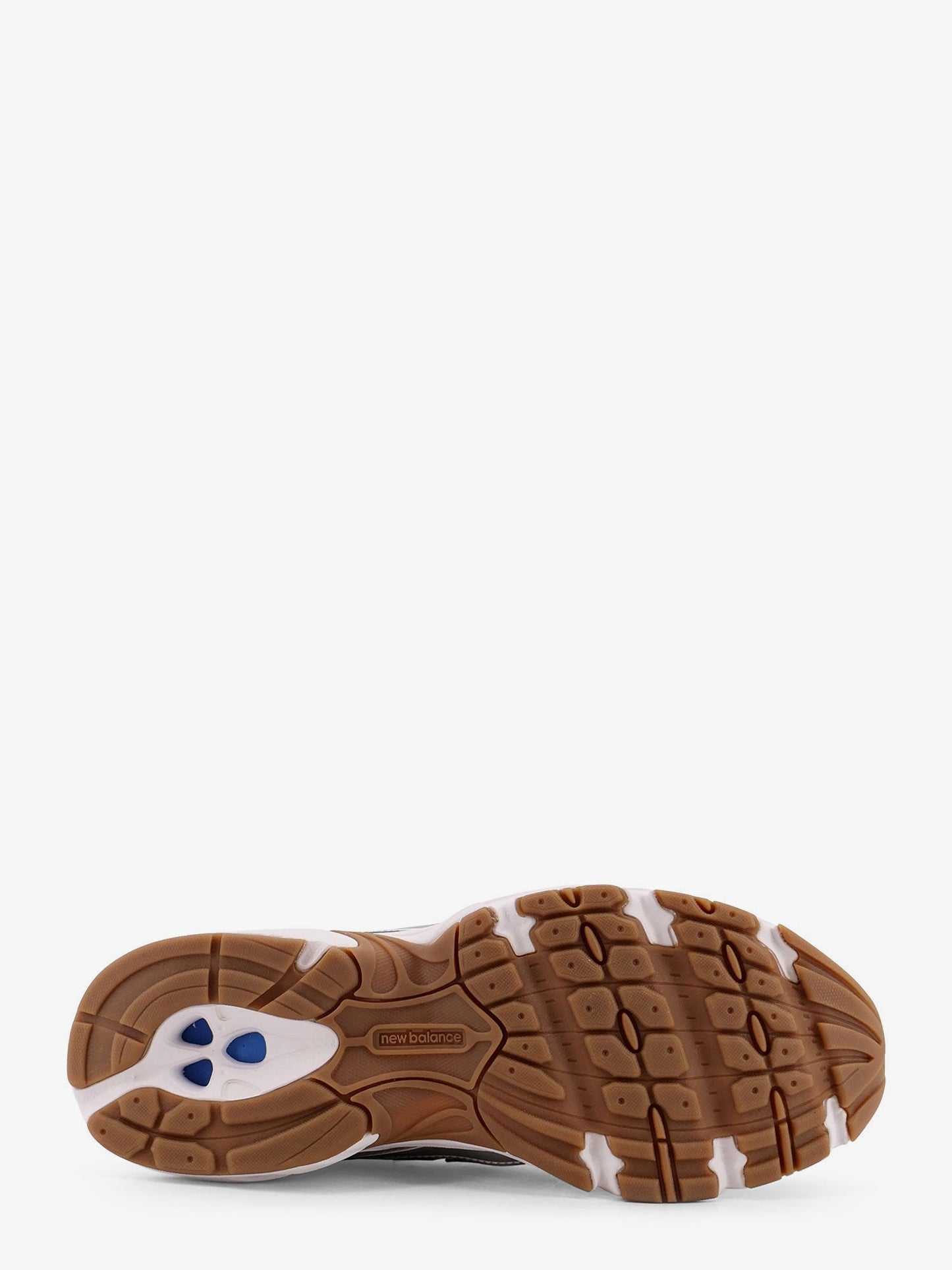 new-balance-740-low-top-mesh-sneakers