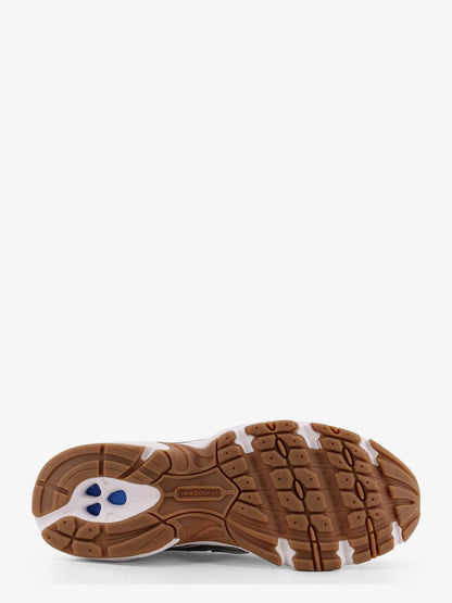 new-balance-740-mesh-low-top-sneakers