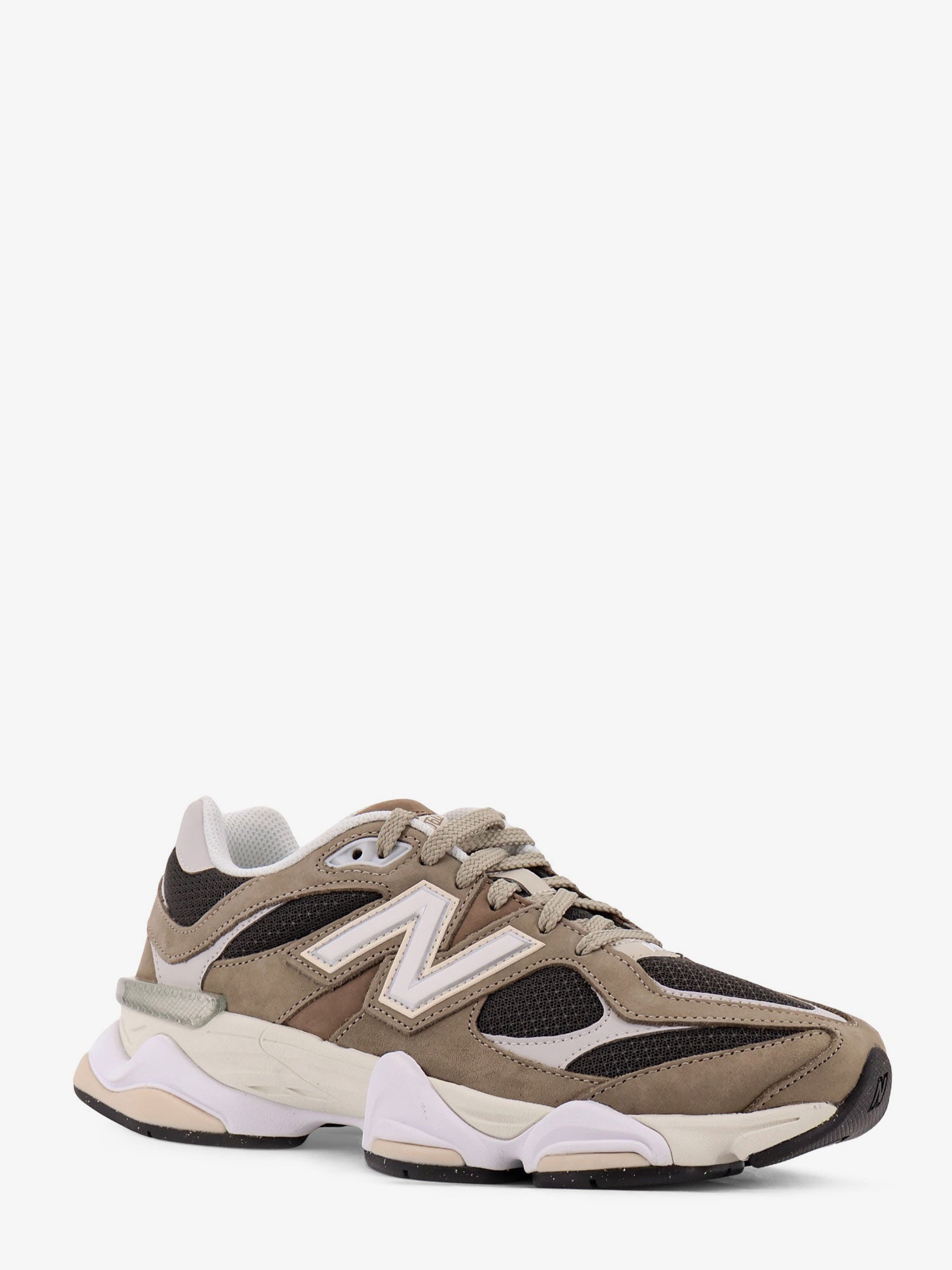new-balance-9060-low-top-mesh-sneakers-with-suede-interts