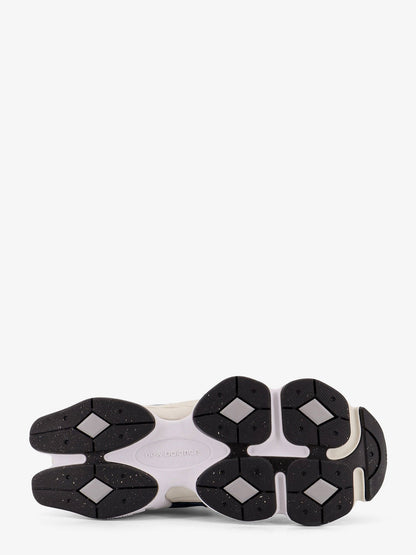 new-balance-9060-mesh-low-top-sneakers-with-suede-inserts