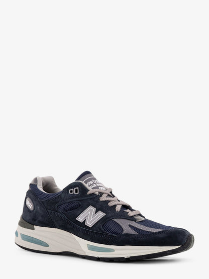 new-balance-991-suede-low-top-sneakers