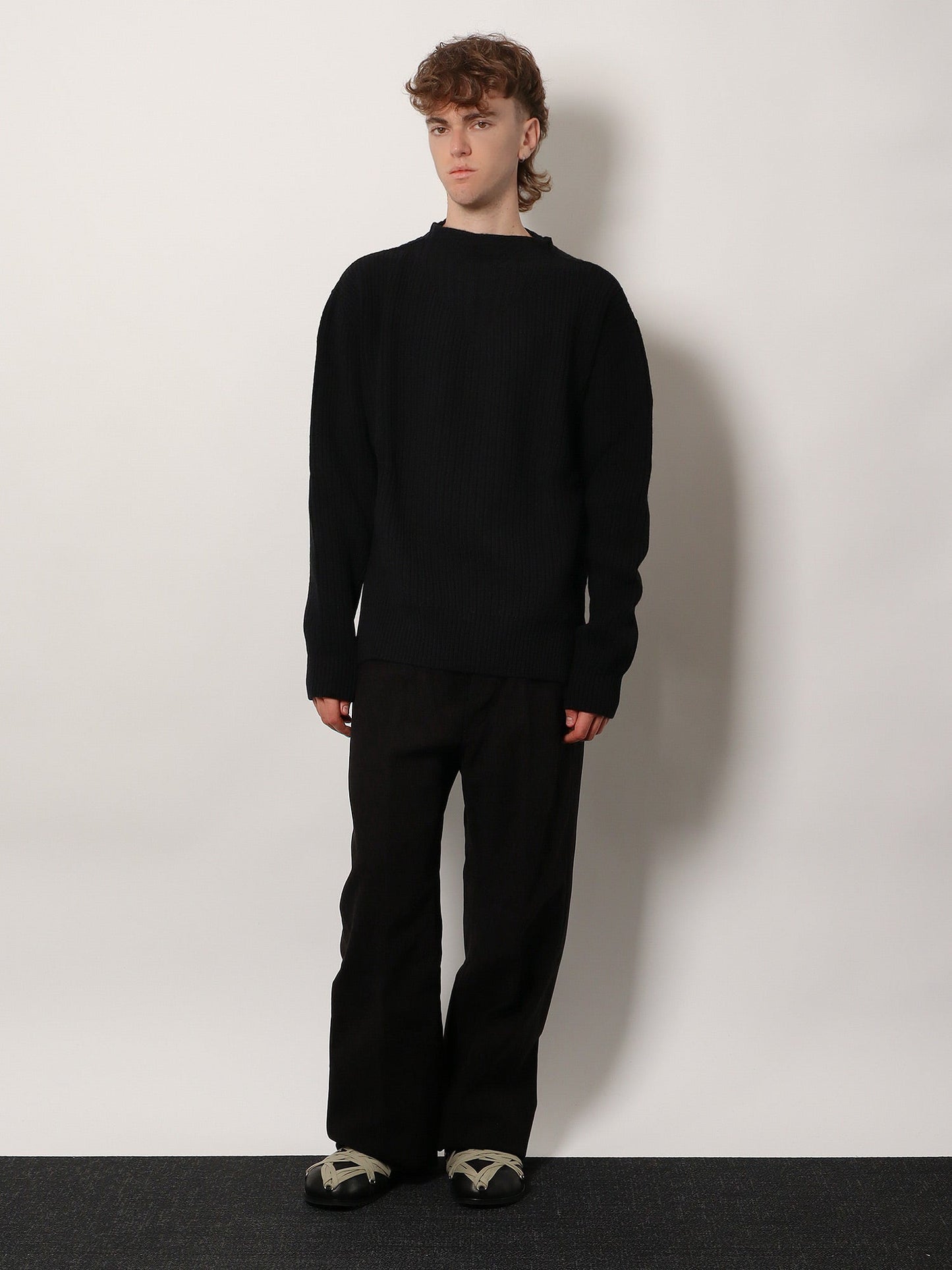fisherman-round-neck-virgin-wool-sweater-ru02e1649-2