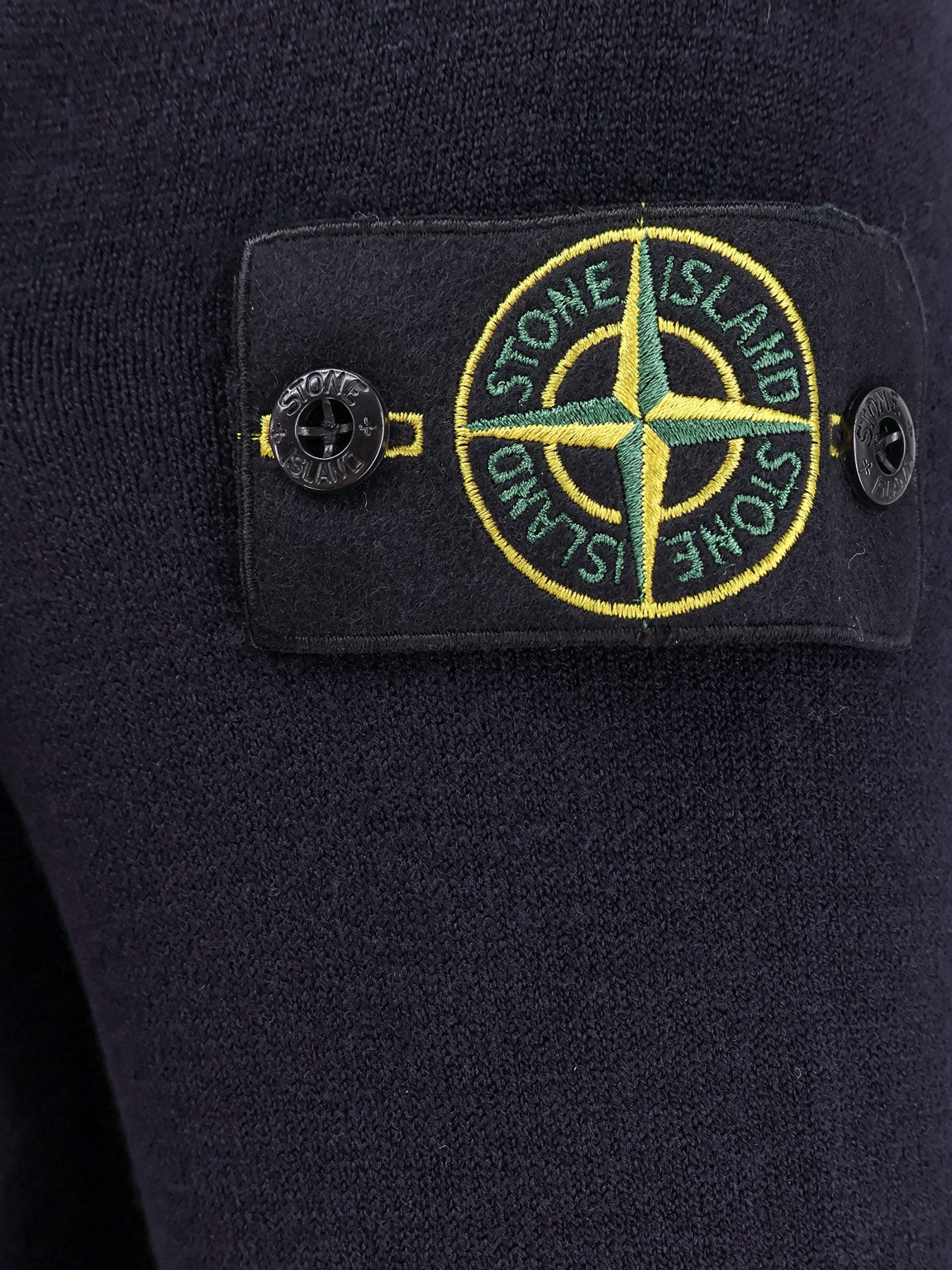 stone-island-certified-virgin-wool-blend-cardigan