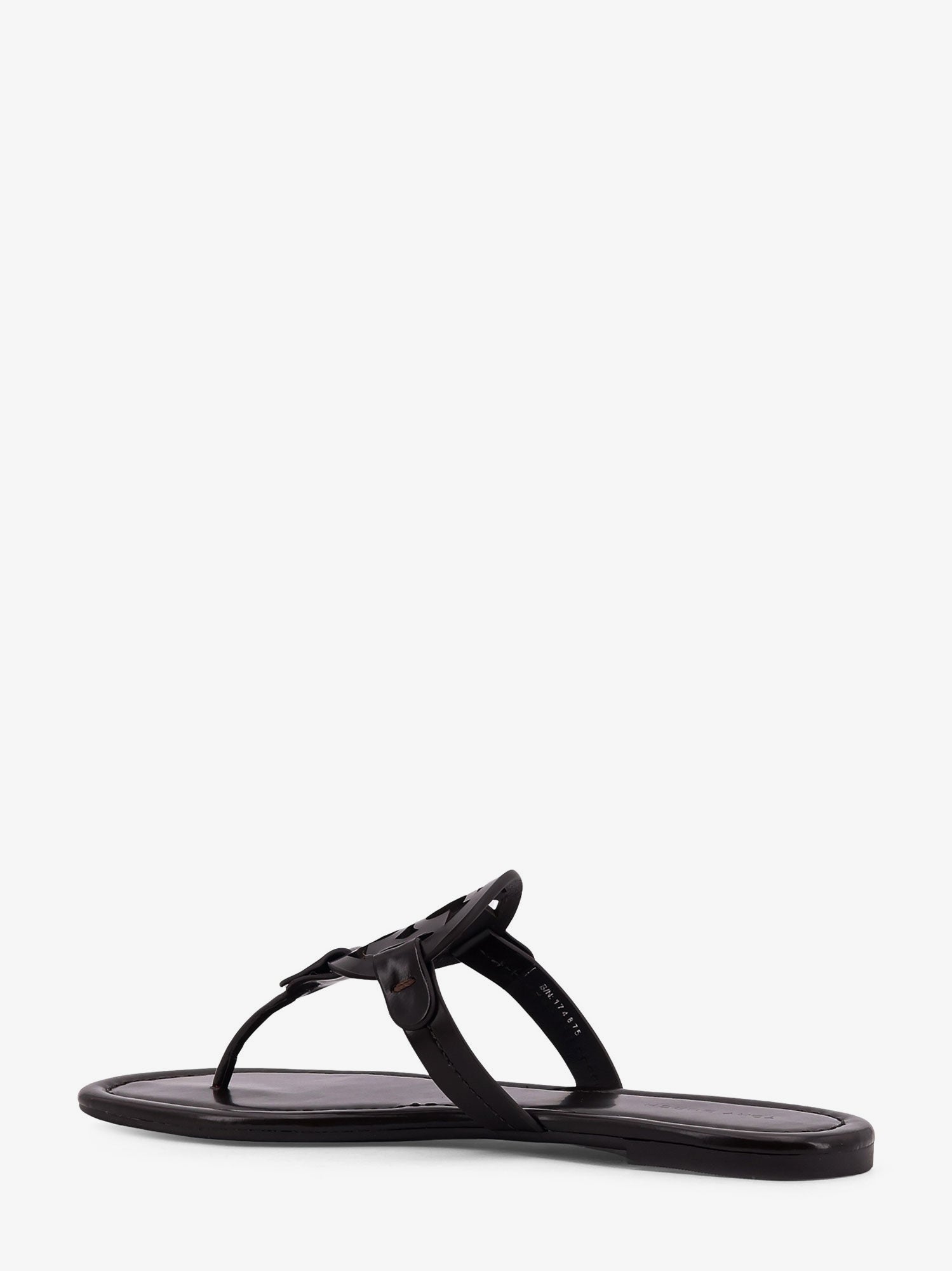 tory-burch-leather-thong-sandals