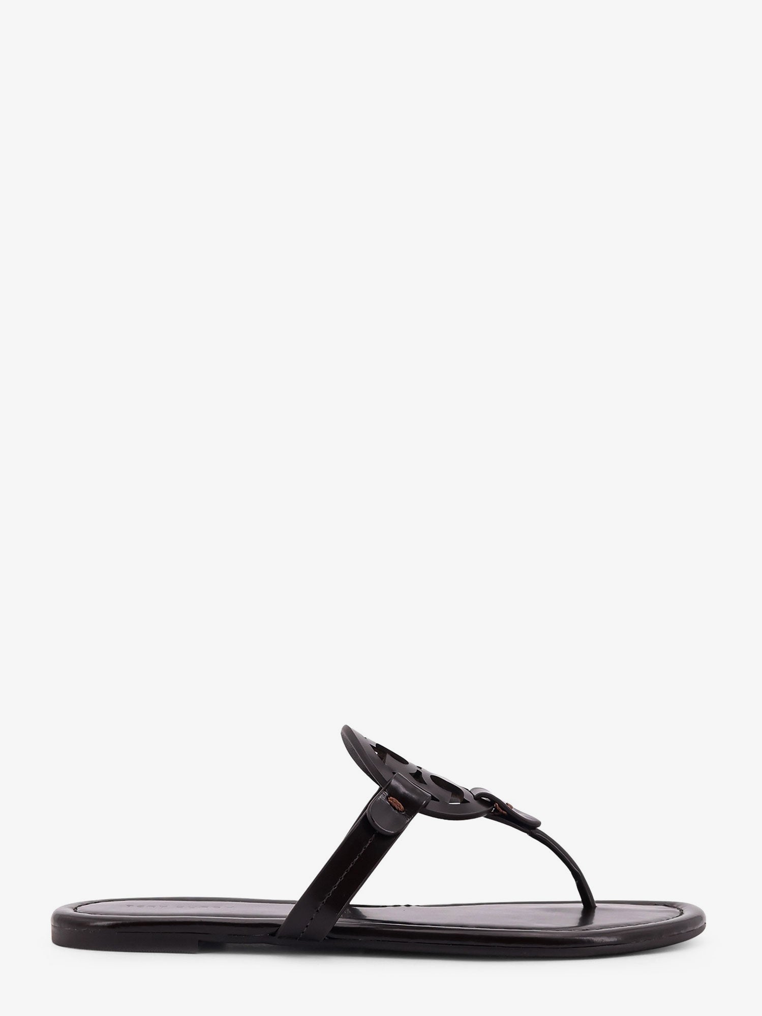 tory-burch-leather-thong-sandals