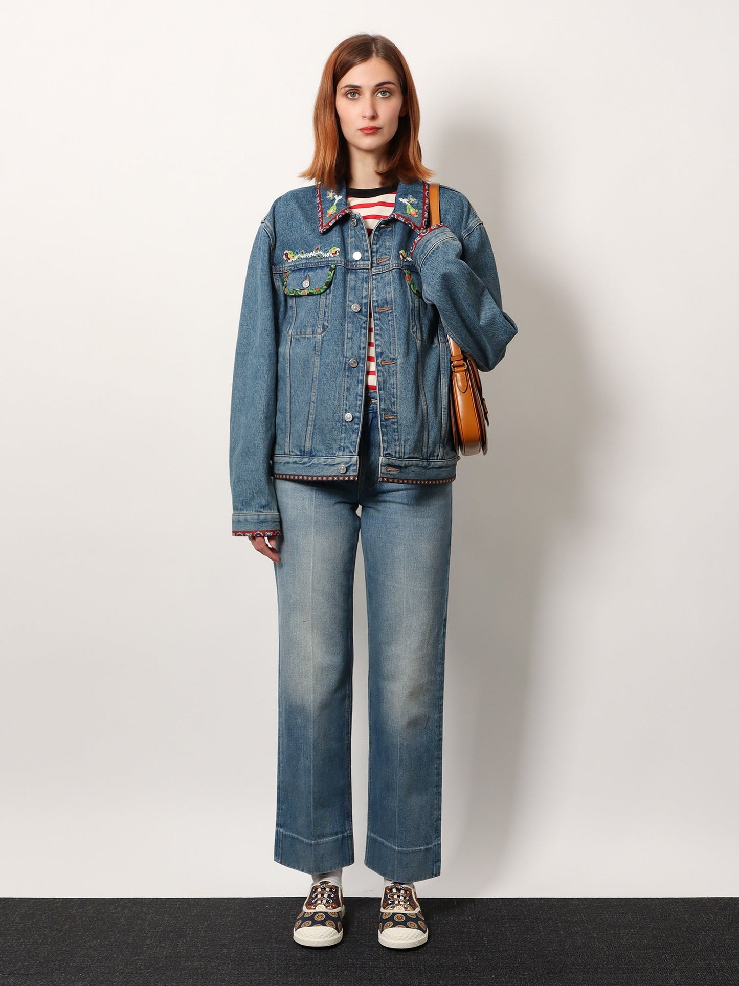 valentino-jeans-with-chex-valentino-detail