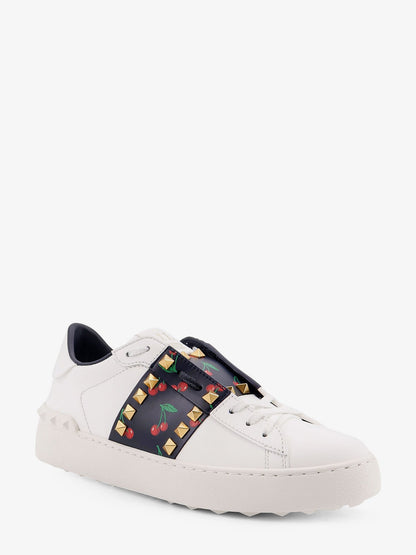 valentino-garavani-rockstud-untitled-leather-low-top-sneakers