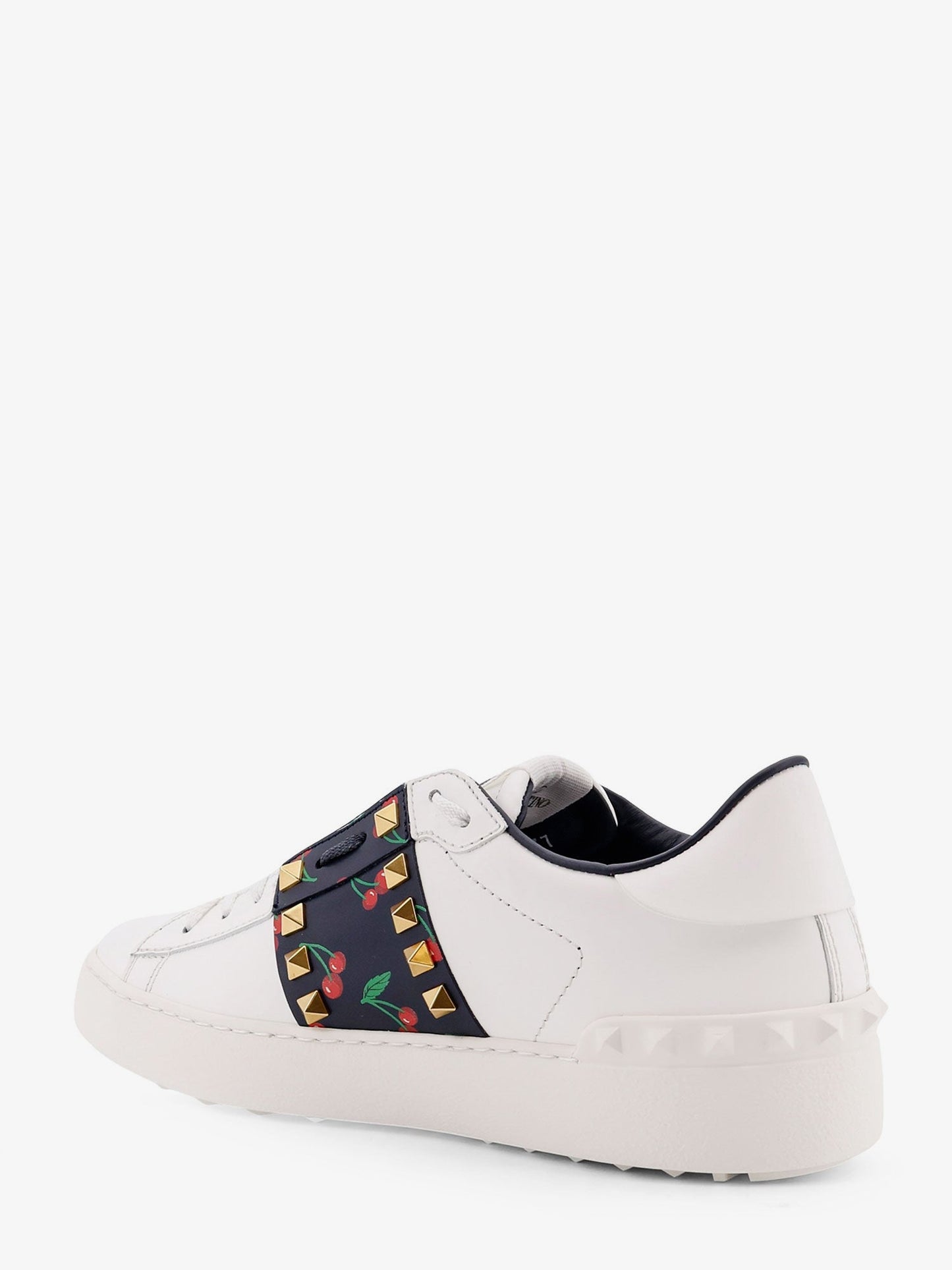 valentino-garavani-rockstud-untitled-leather-low-top-sneakers