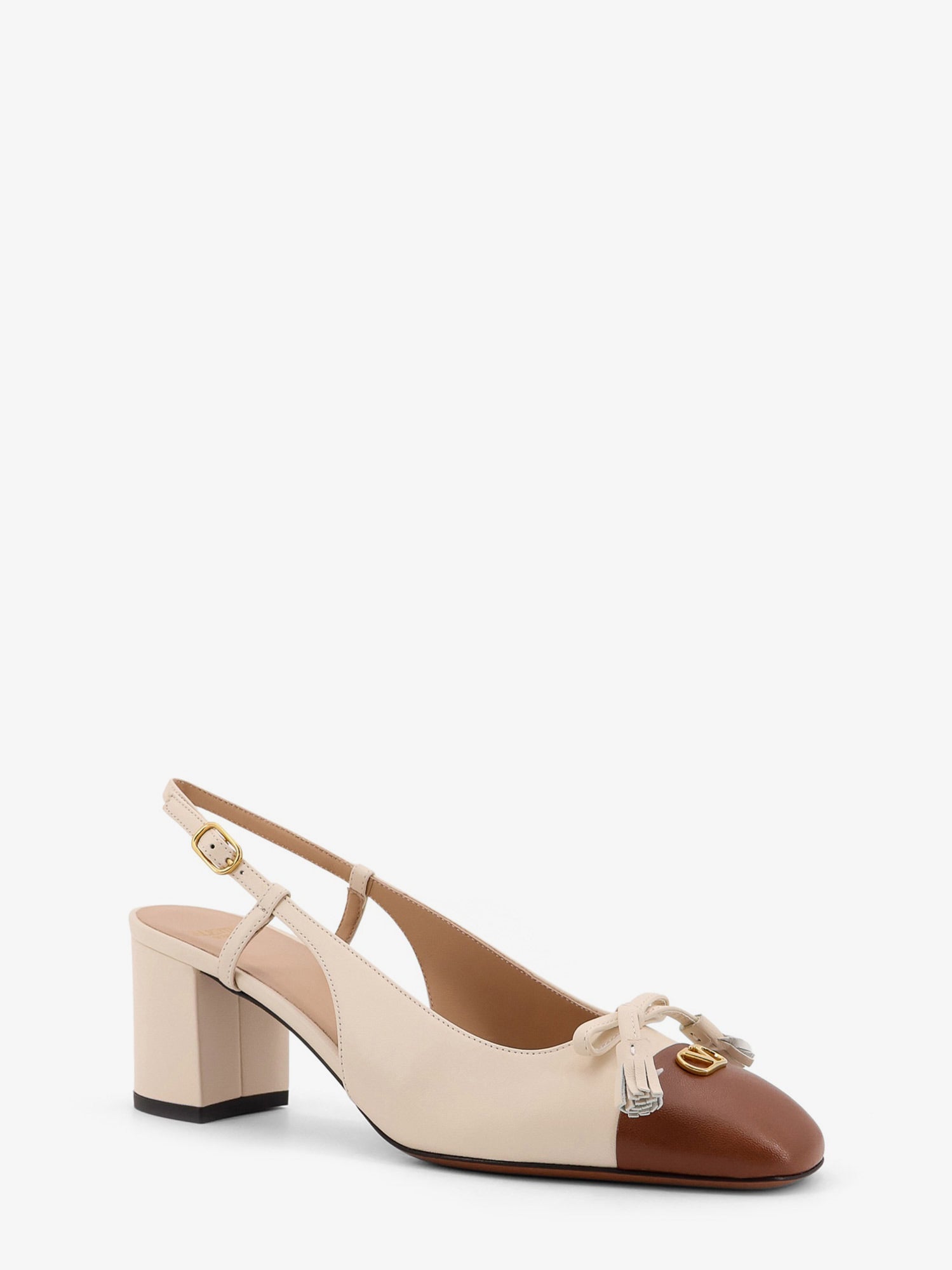 valentino-garavani-valet-du-roi-leather-slingback-décolleté
