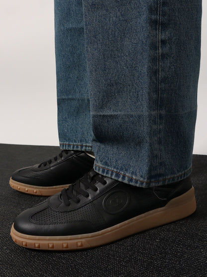 valentino-garavani-valentino-garavani-upvillage-low-top-leather-sneakers