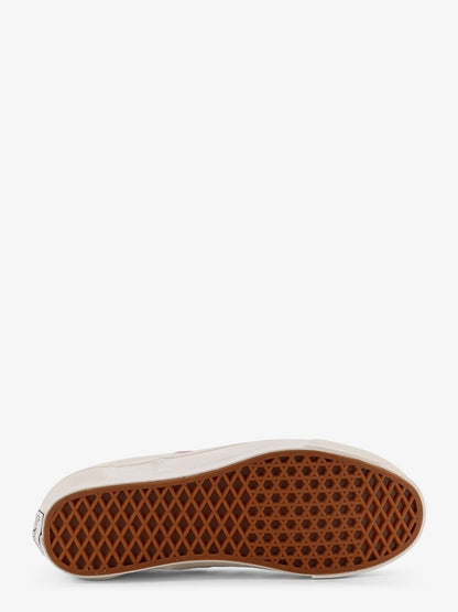 vans-lx-classic-slip-on-98-low-top-canvas-sneakers