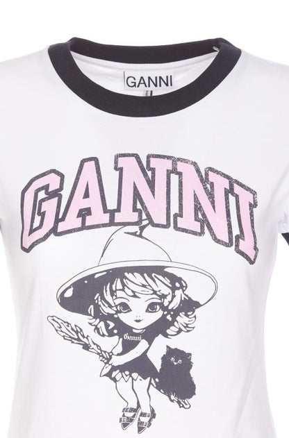 Short -sleeved t -shirt