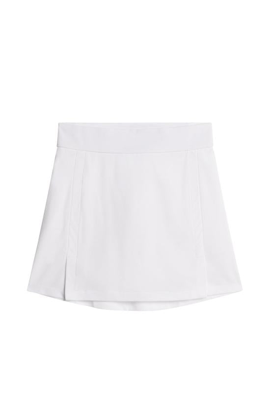 Short skirt