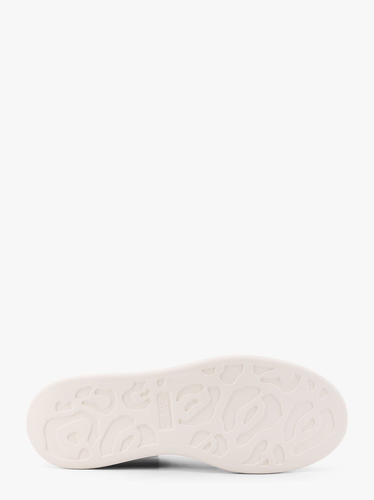 alexander-mcqueen-oversized-suede-sneakers-with-engraved-logo-on-the-front