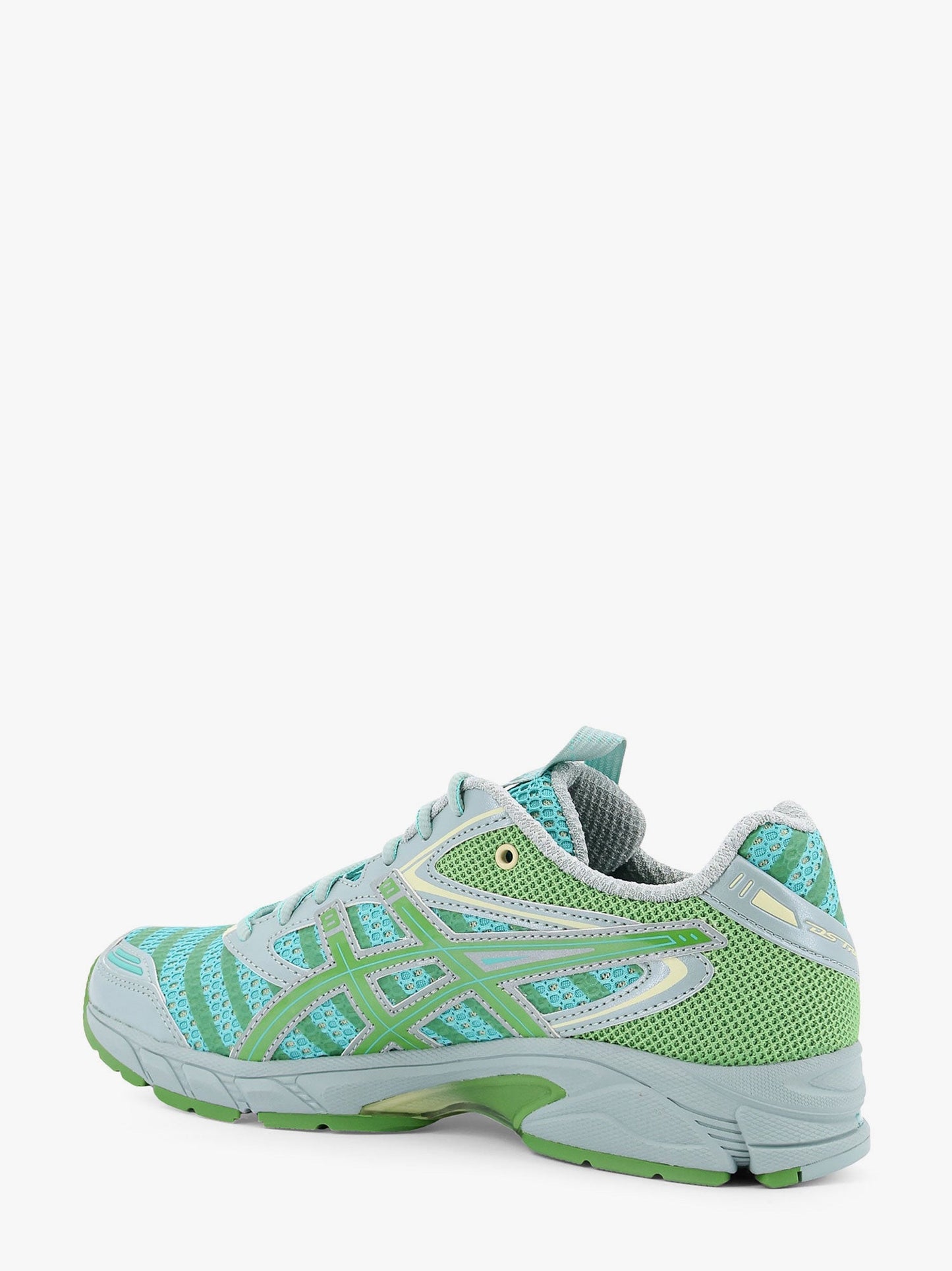asics-ub9-s-mesh-low-top-sneakers