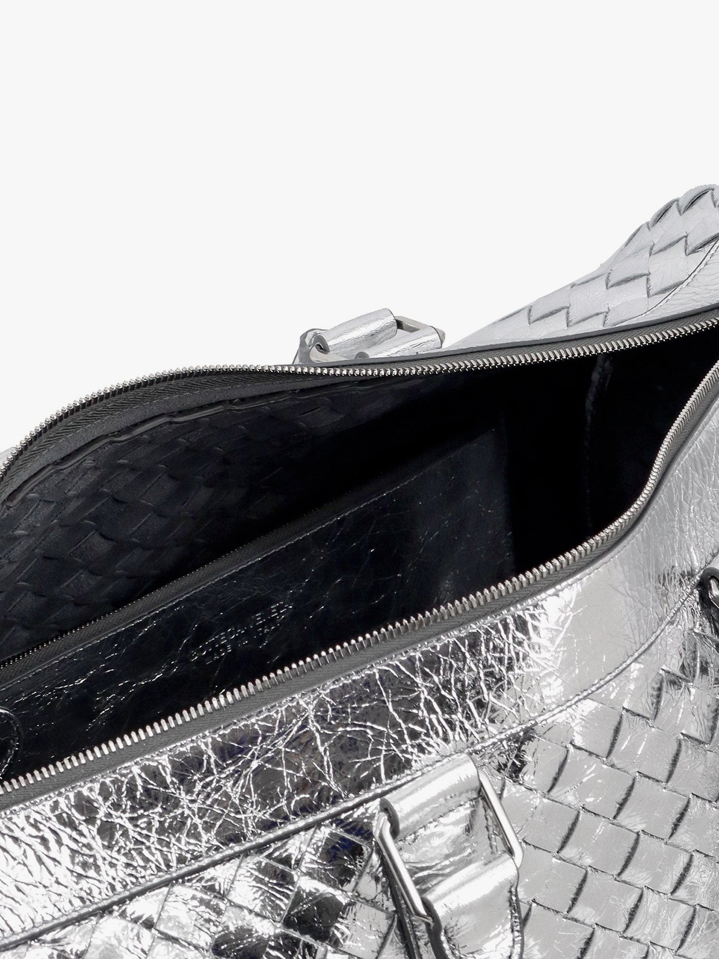 bottega-veneta-silver-leather-duffle-bag-with-intrecciato-motif