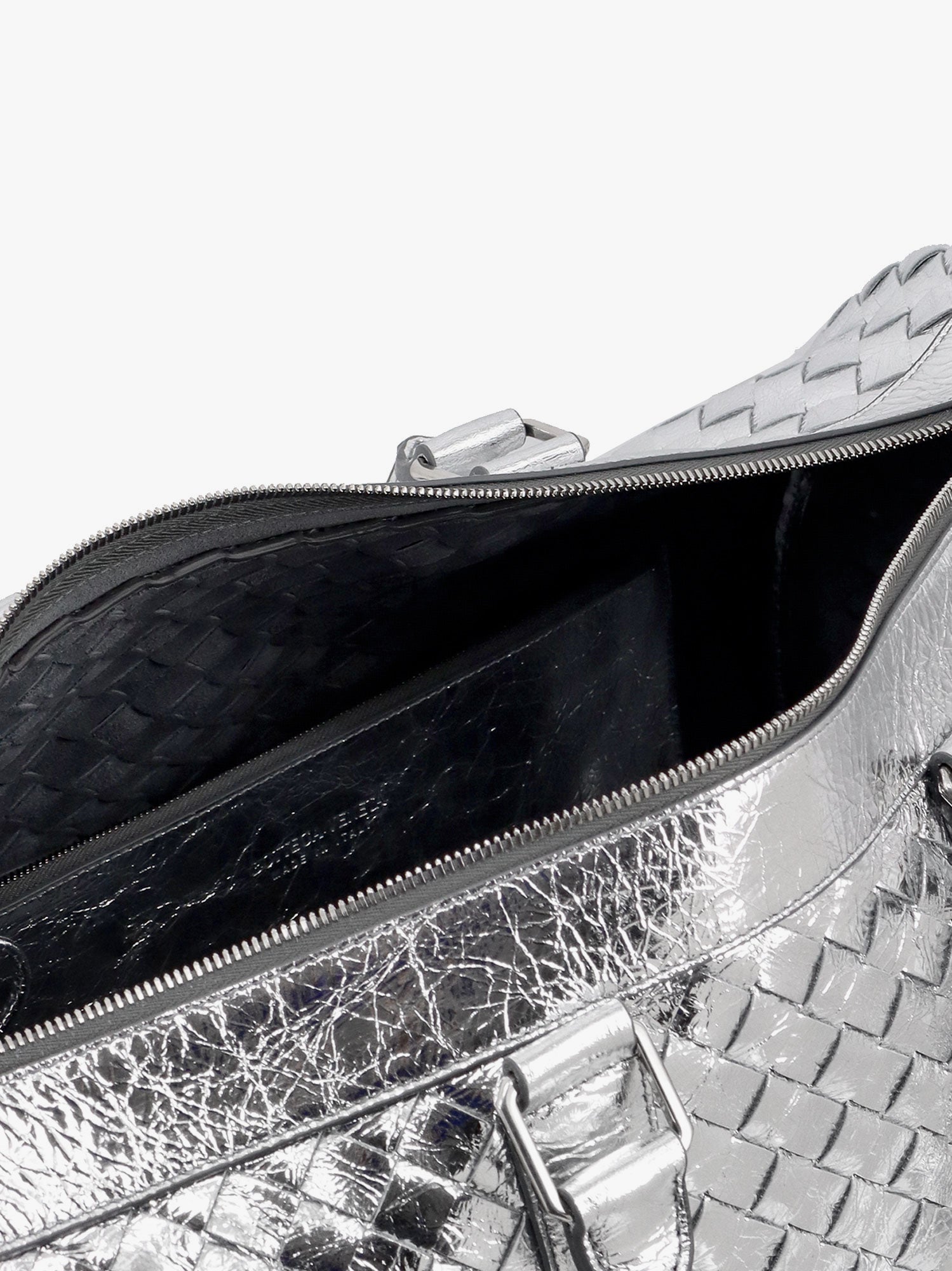 bottega-veneta-silver-leather-duffle-bag-with-intrecciato-motif