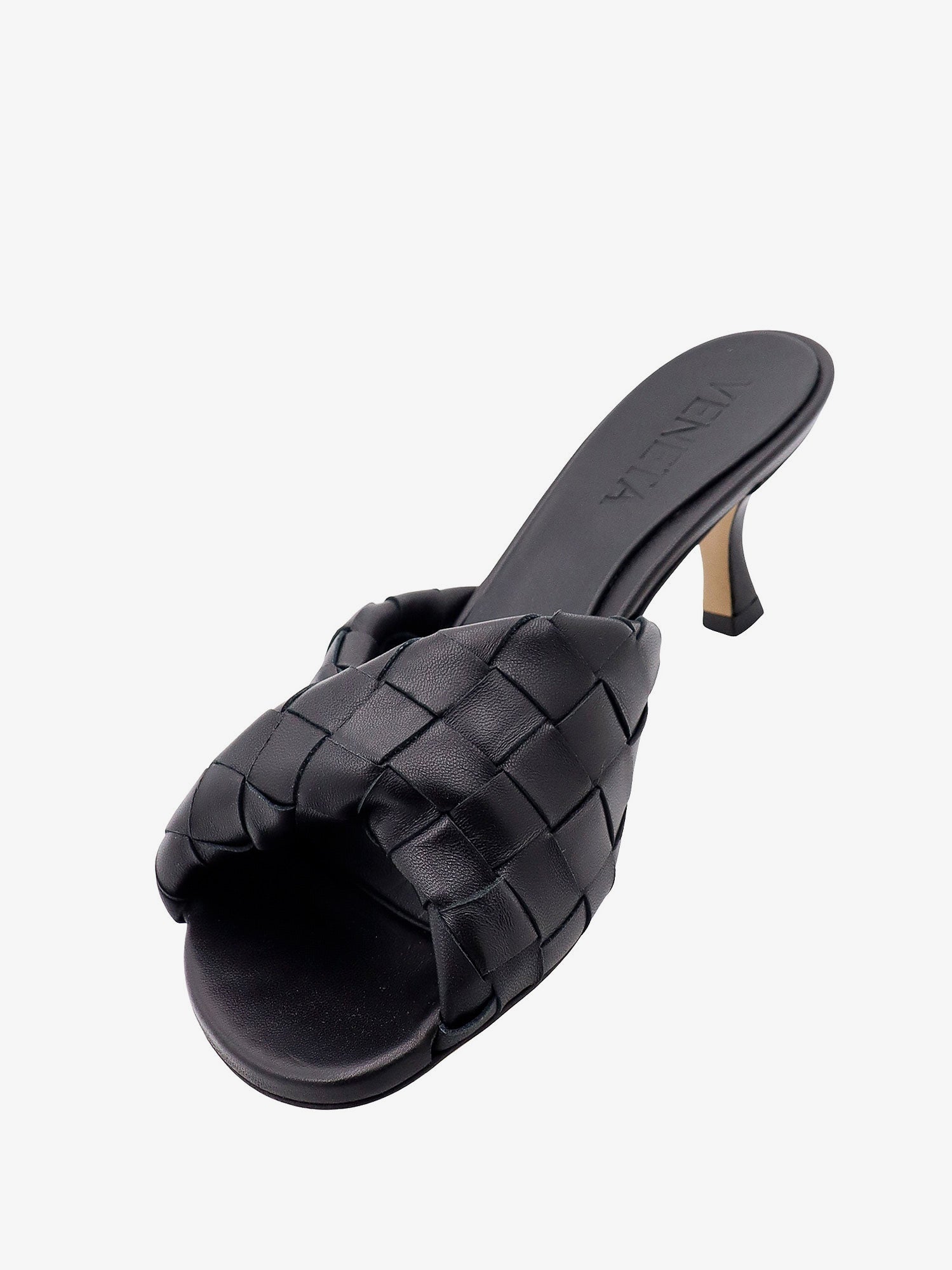 bottega-veneta-blink-leather-sandals