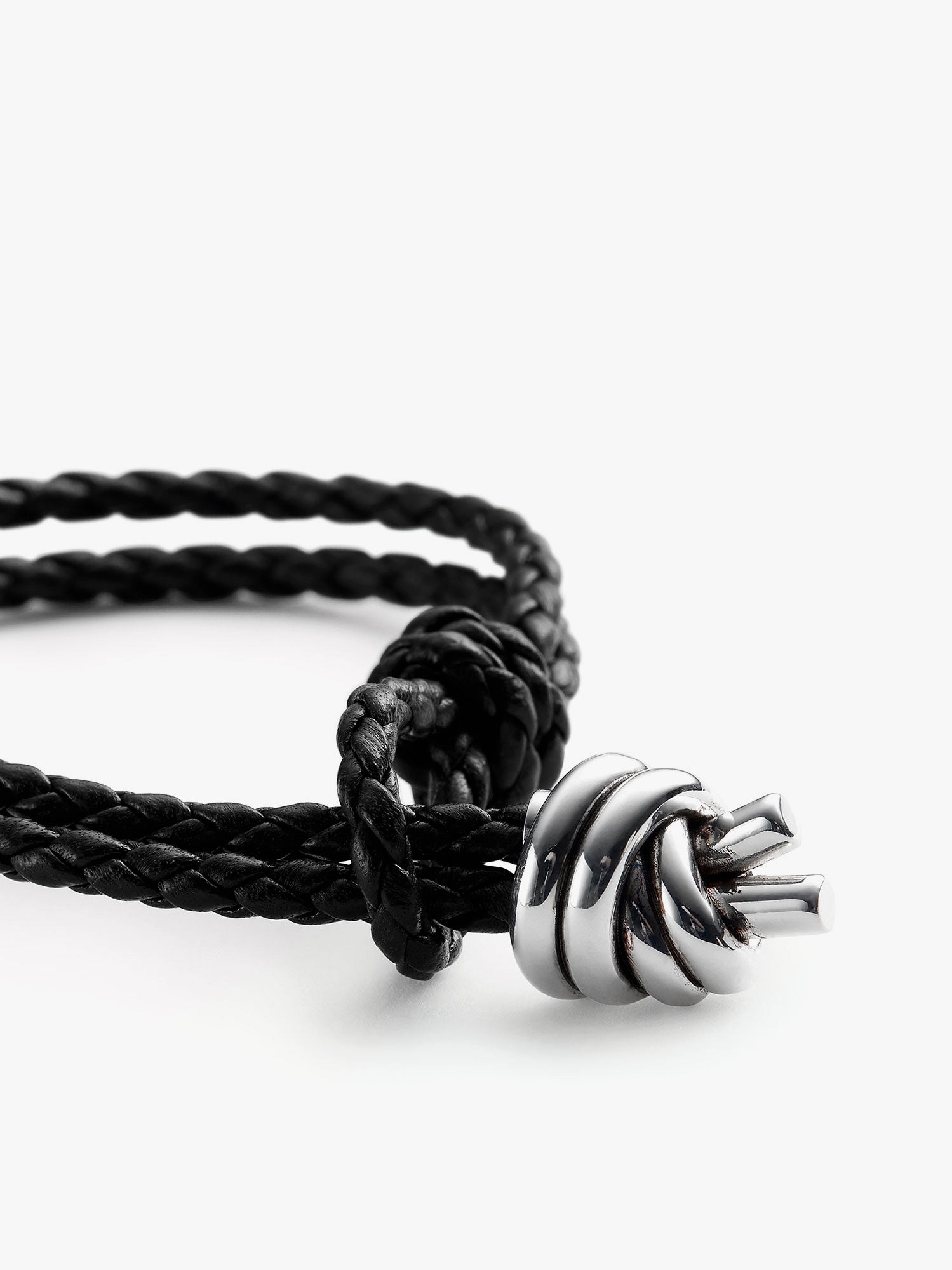 bottega-veneta-leather-bracelet